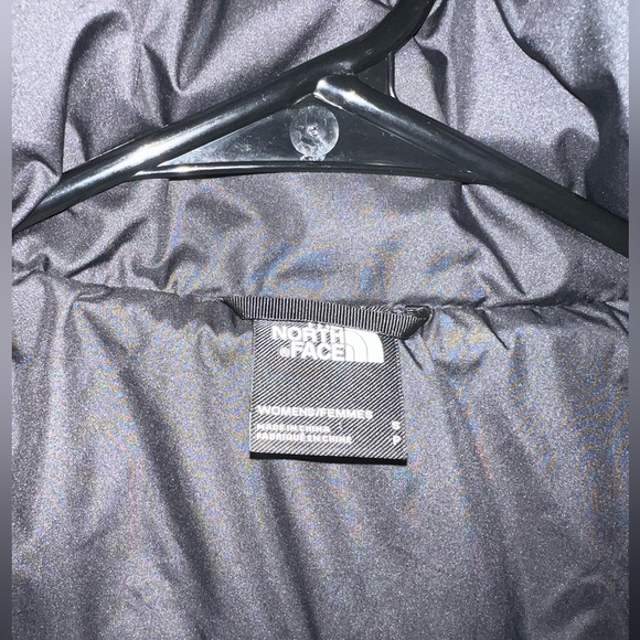 The North Face- NWOT- women’s parka - Picture 4 of 8